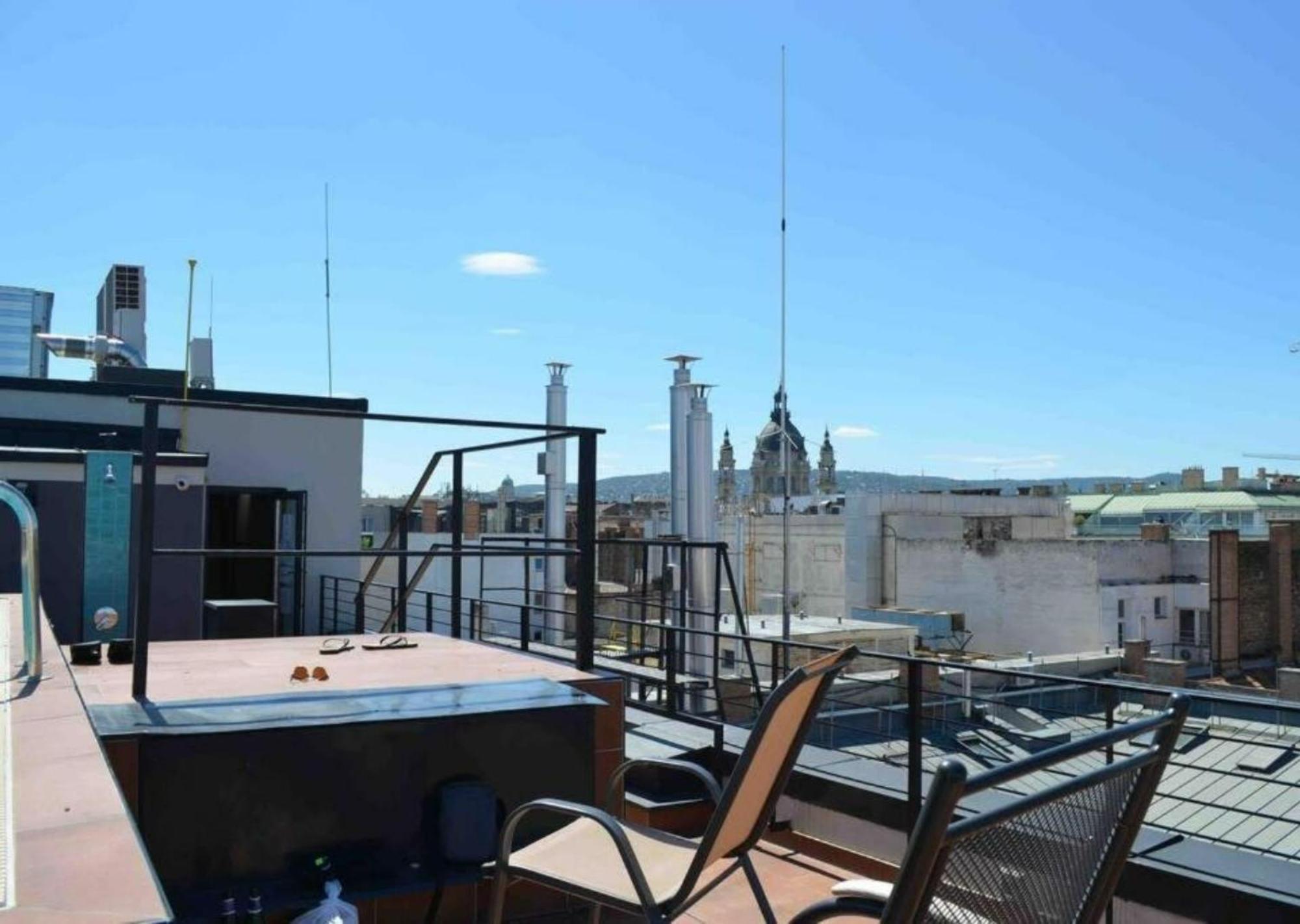 Romantic At Center With Garage And Rooftop Pool Apartment Budapest